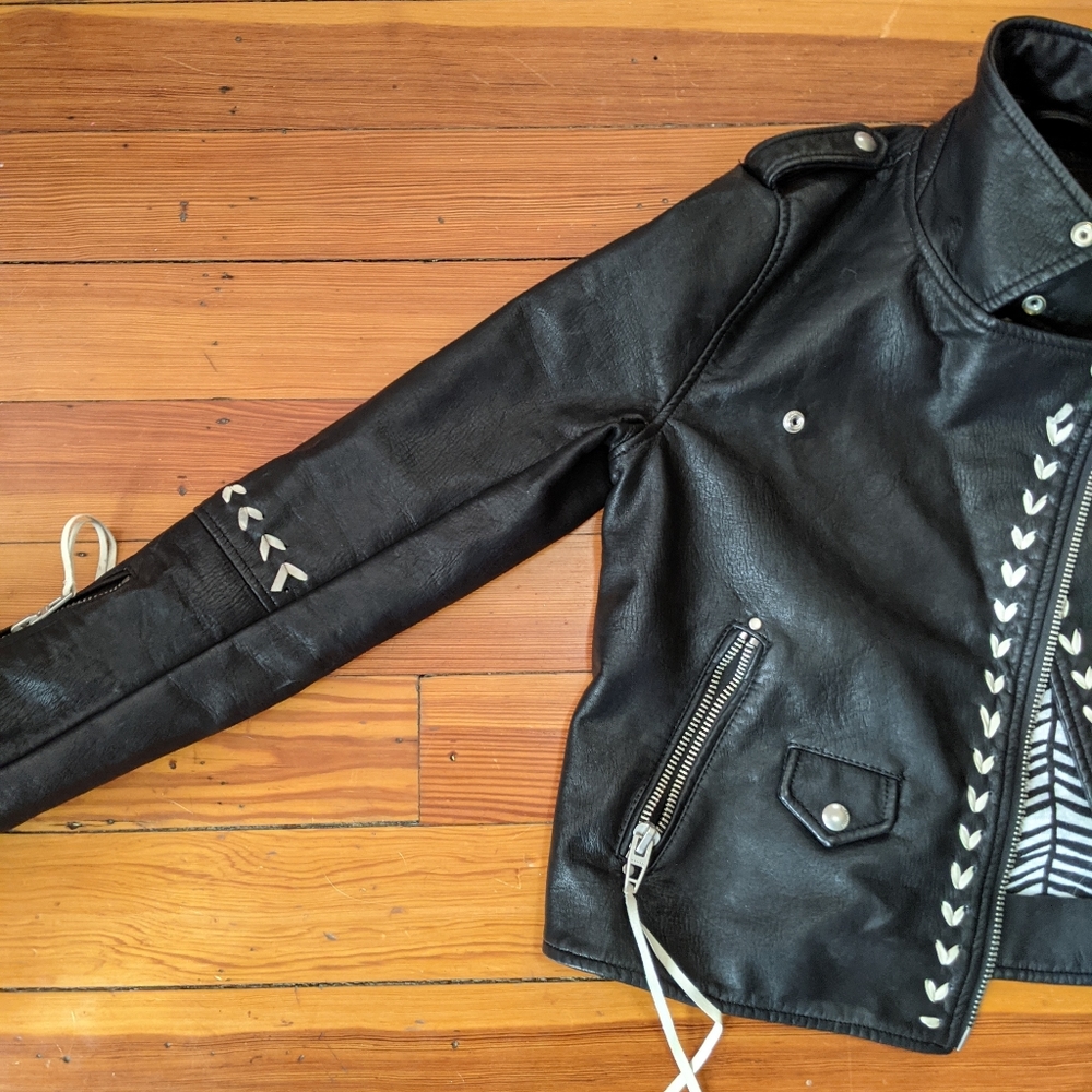 BLANK NYC leather jacket 🖤 - Picture 4 of 5